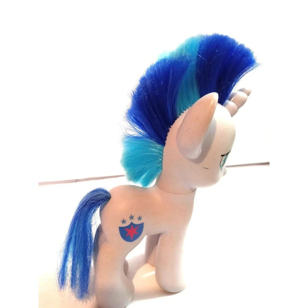 My little Pony Shining Armor Generation 4 Hasbro 2010